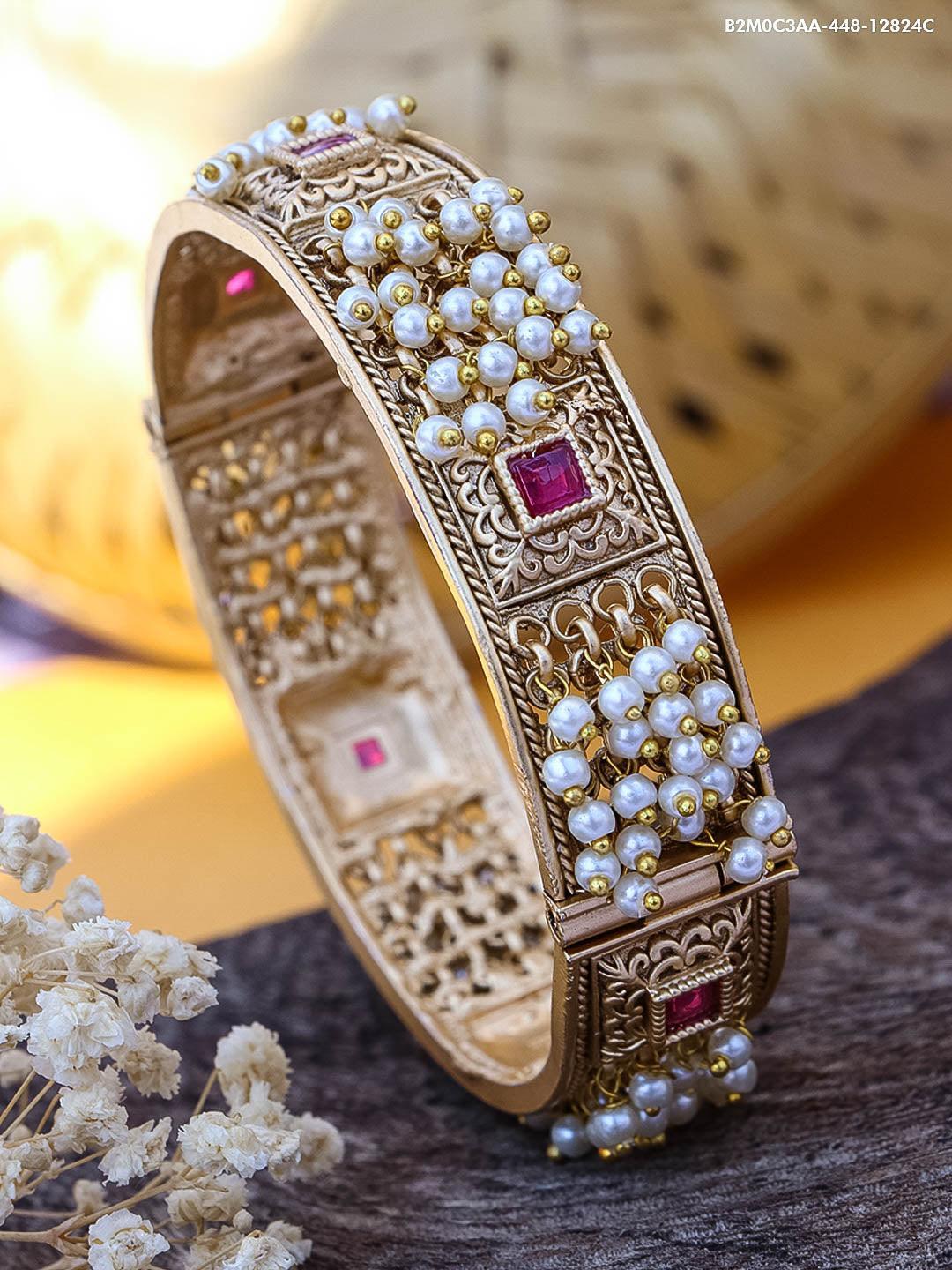 Rajwadi Gold Plated single designer Bangle/Kada with kempu and