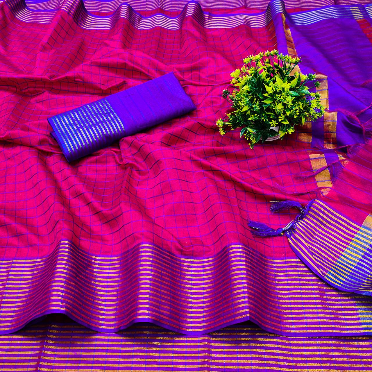 Soft cotton Checkered Full Length Saree With Zari Pallu 19277N