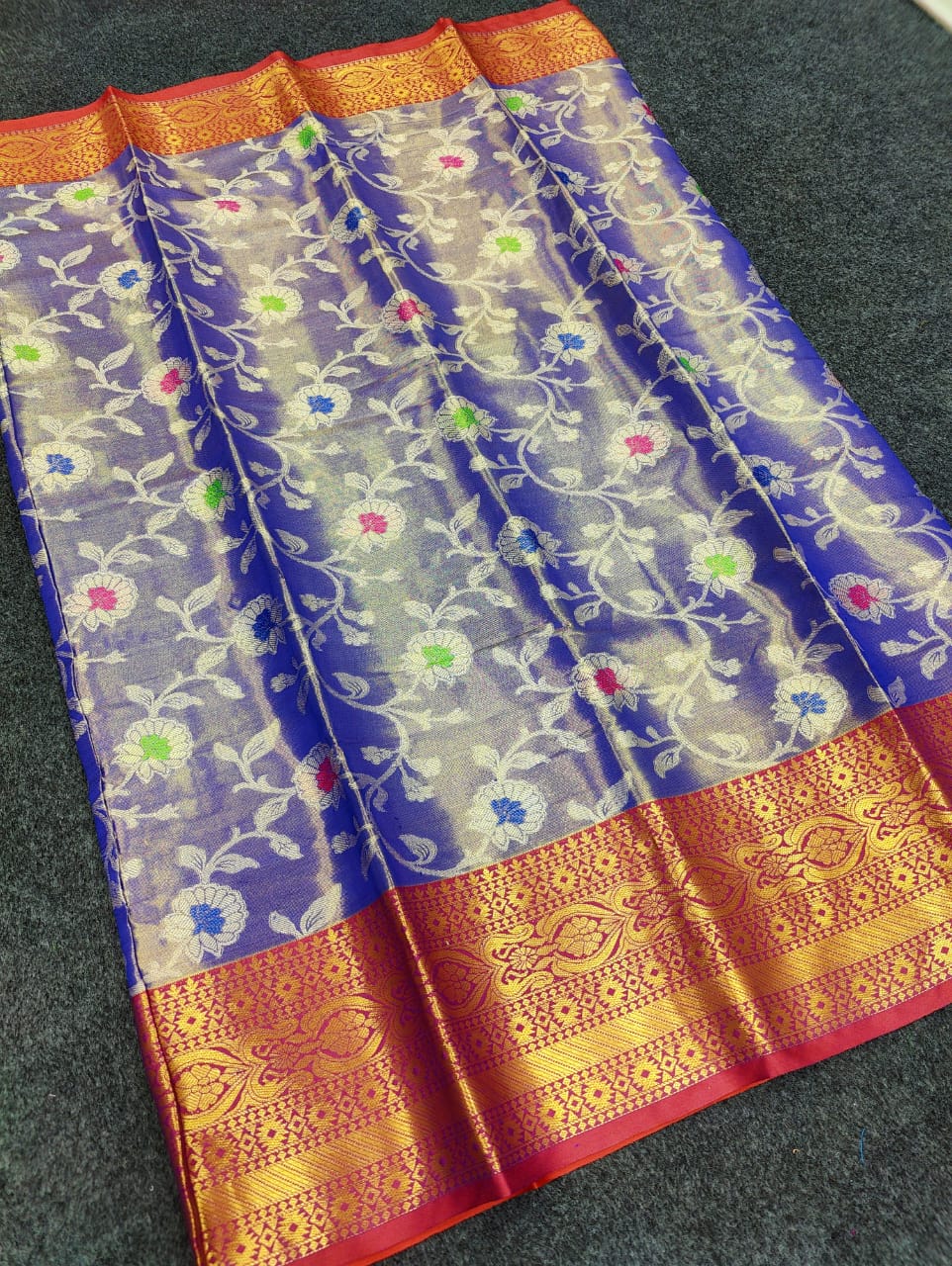 The perfect Kanchi border soft Semi-silk saree and pallu are precisely hand woven.15964N