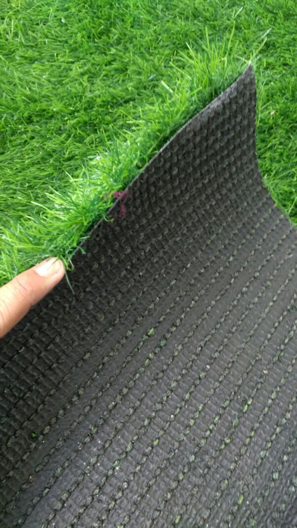 35mm High Density High Detex Ultra Soft and Lushy Premium Artificial Turf Mat / Grass Carpet Mat - (1 Full Roll)
