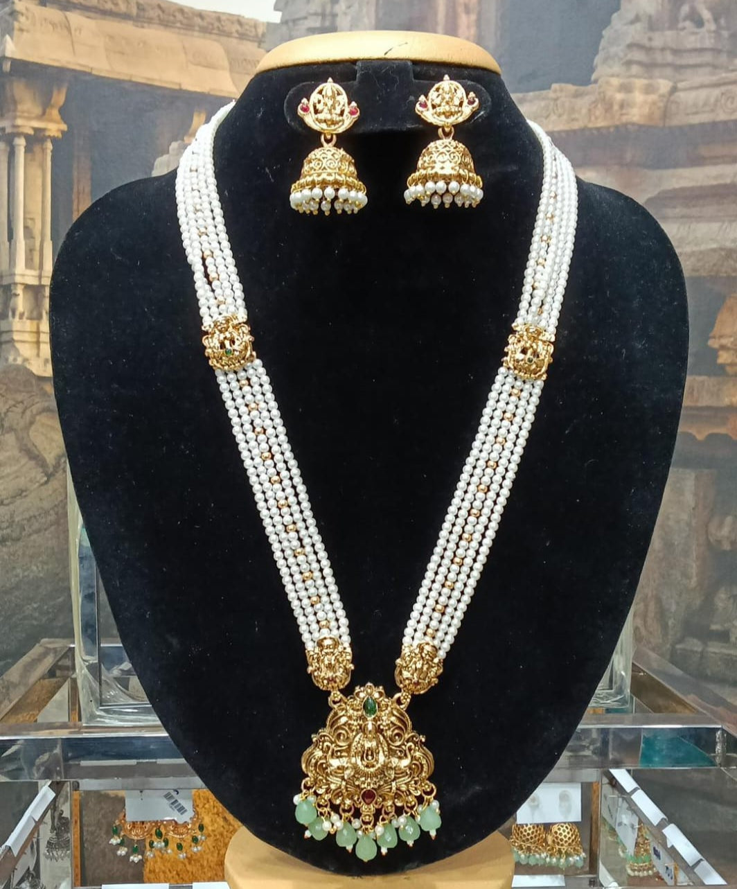 Gold Plated premium Necklace Set with Pearl Maala