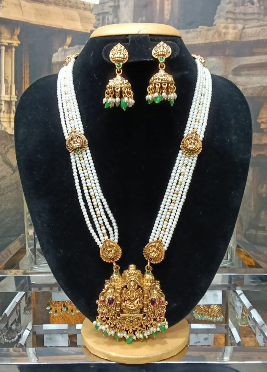 Gold Plated premium Necklace Set with Pearl Maala