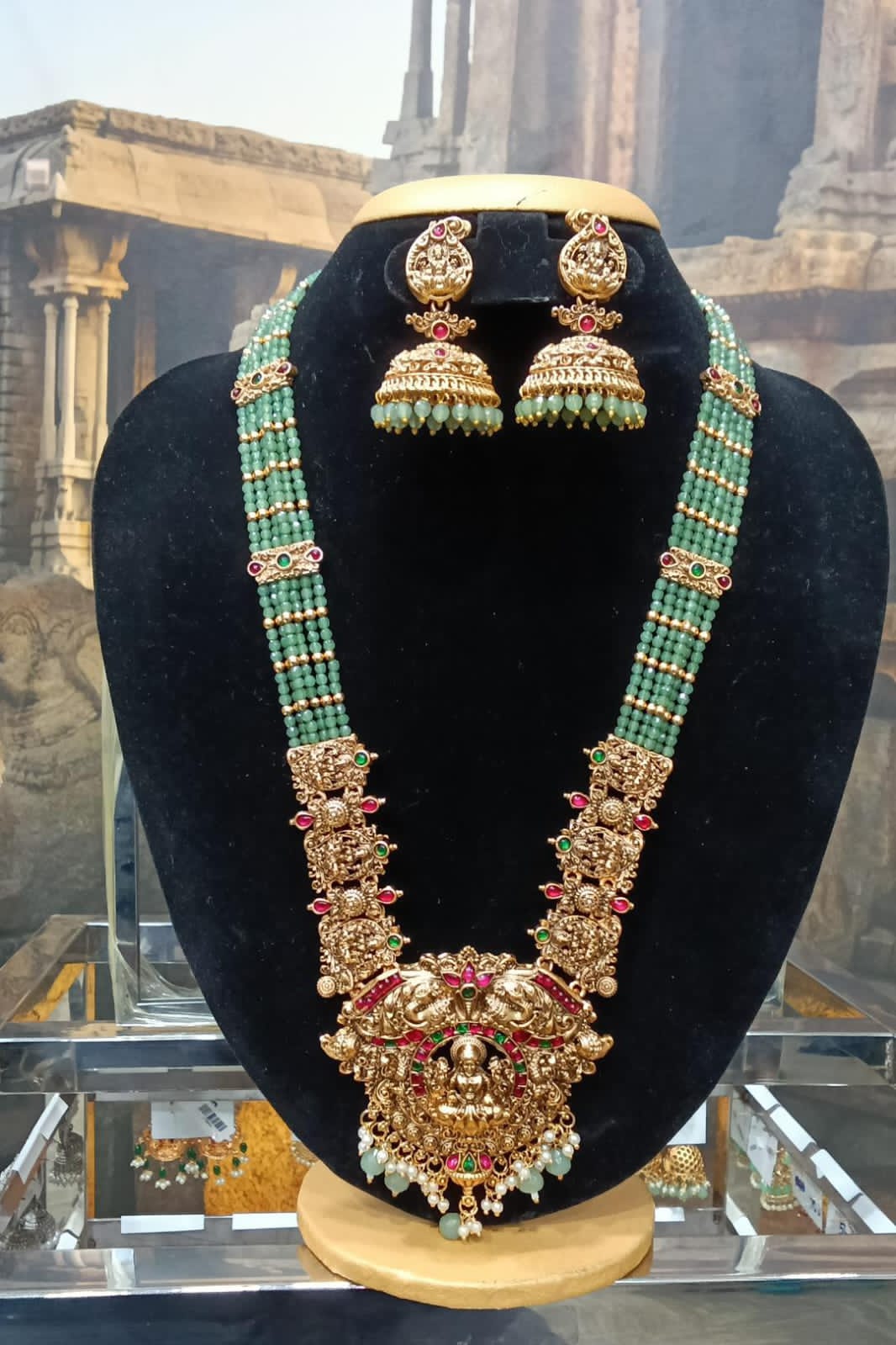 Gold Plated premium Necklace Set with Mint green crystal Maala