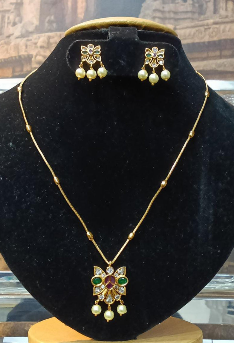 Short Multi Color Stone pearl drop medium necklace Set