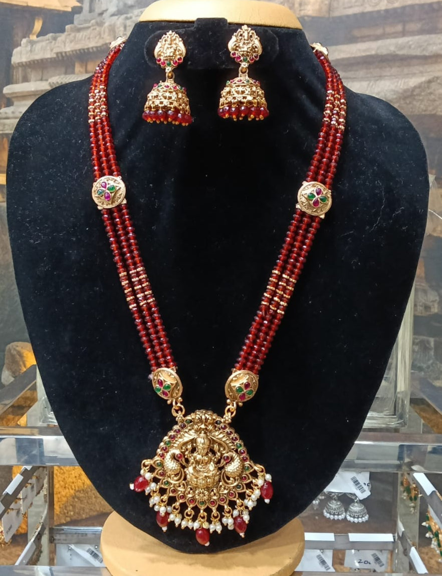 Gold Plated premium Necklace Set with Maroon Crystal Maala