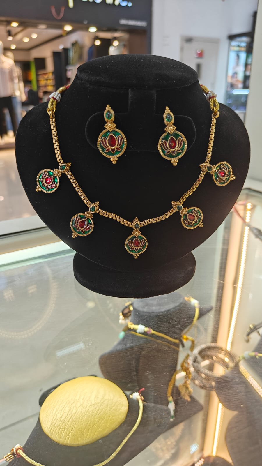 Premium Cz White Colour/Multicolor Elephant Short necklace Set