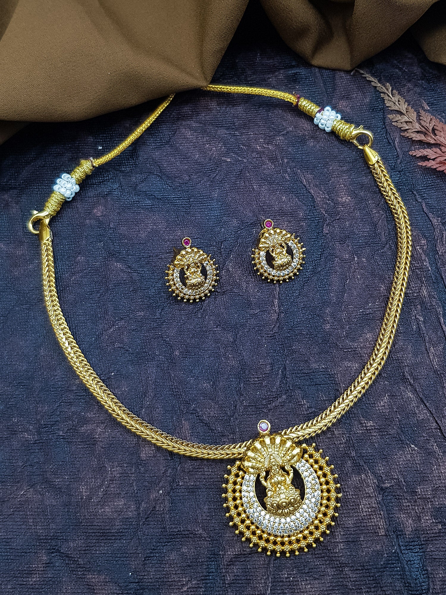 Gold plated cz multicolor short necklace set