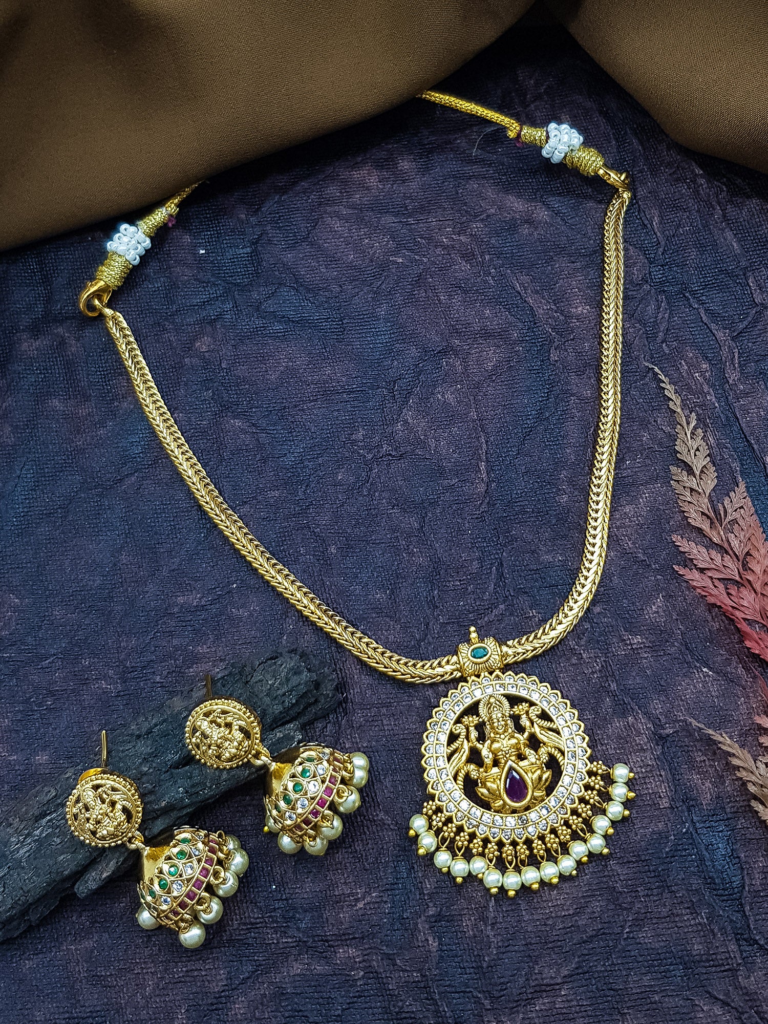 Gold plated cz multicolor short necklace set