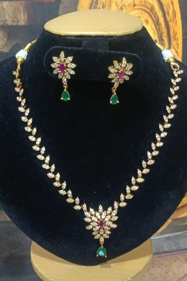 Gold plated cz Green white short necklace set