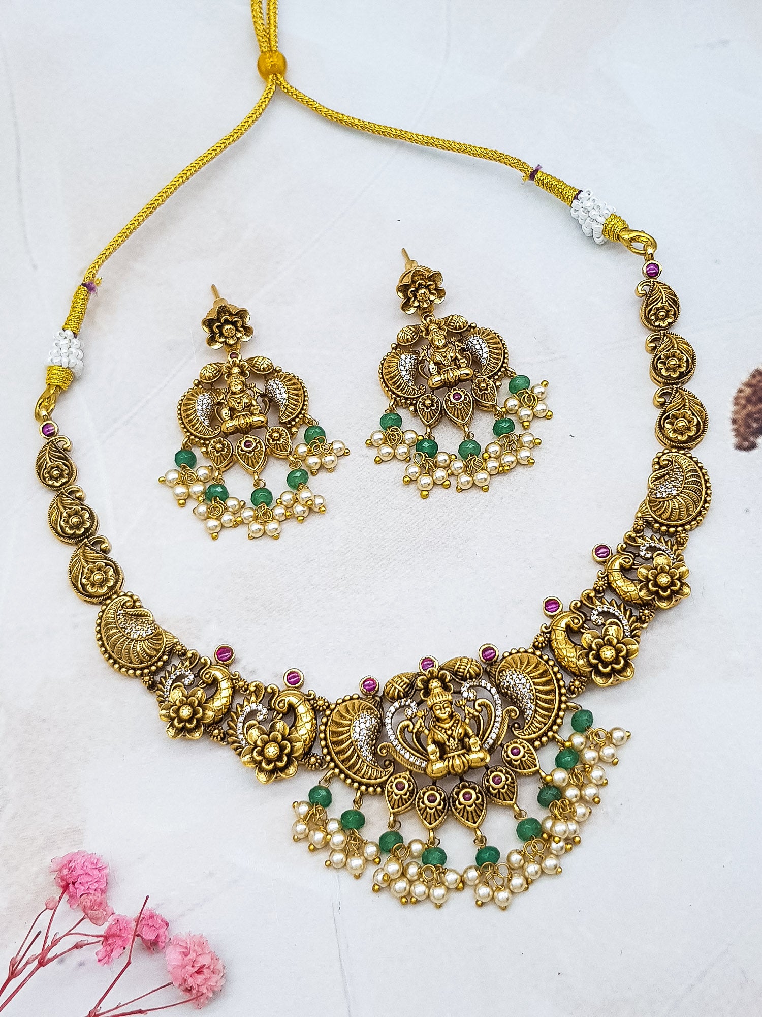 Premium Copper base antique gold plated Gold look alike temple jewelry with ruby