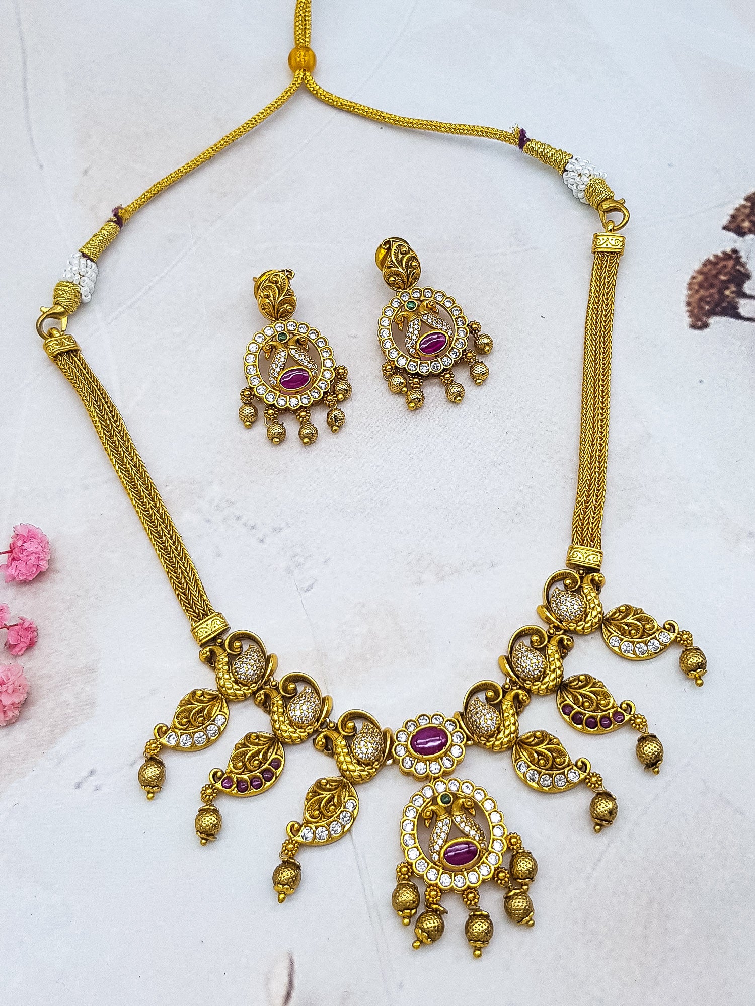 Premium Copper base antique gold plated Gold look alike temple jewelry with ruby