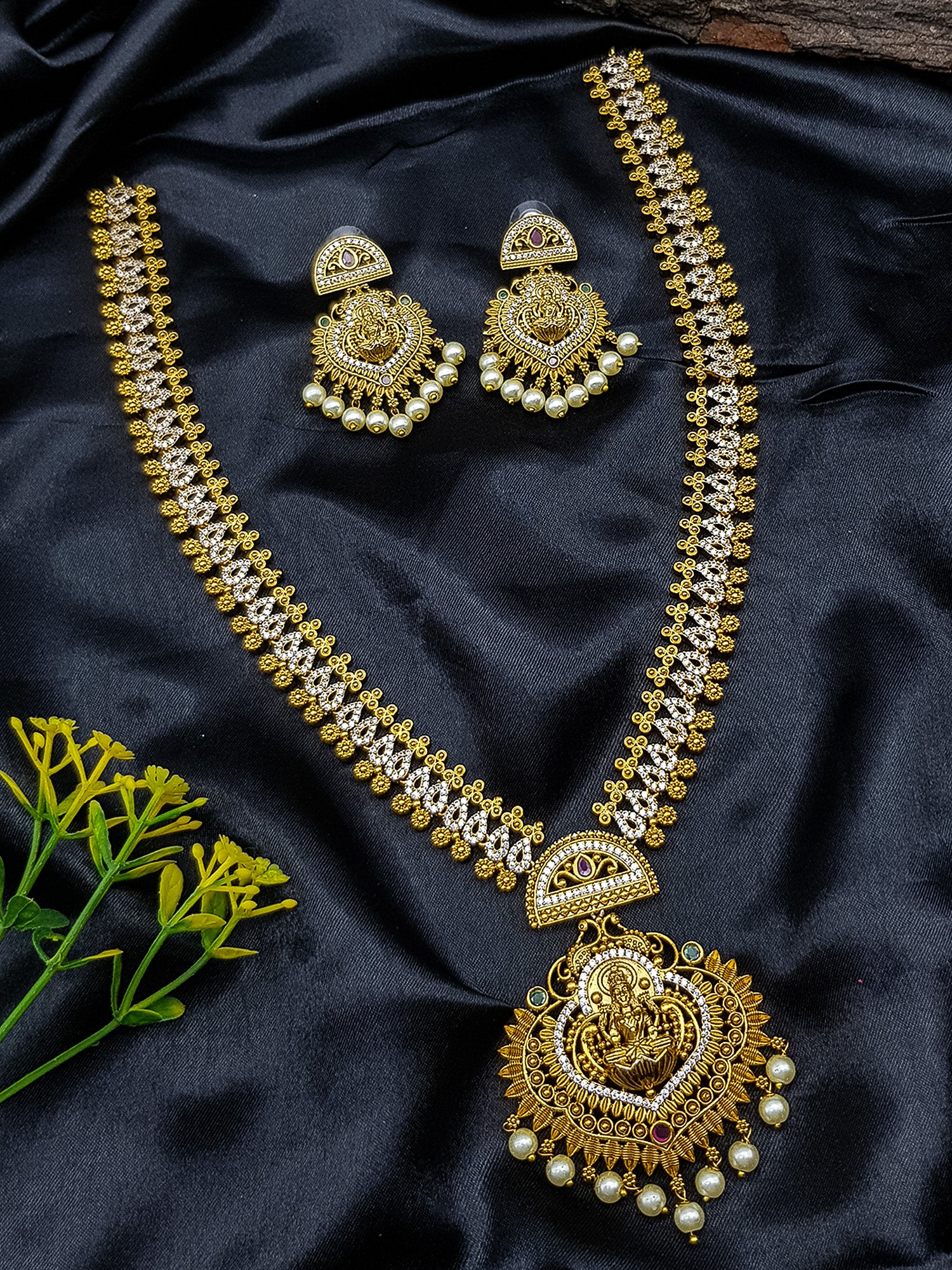Laxmi with kasu long necklace set