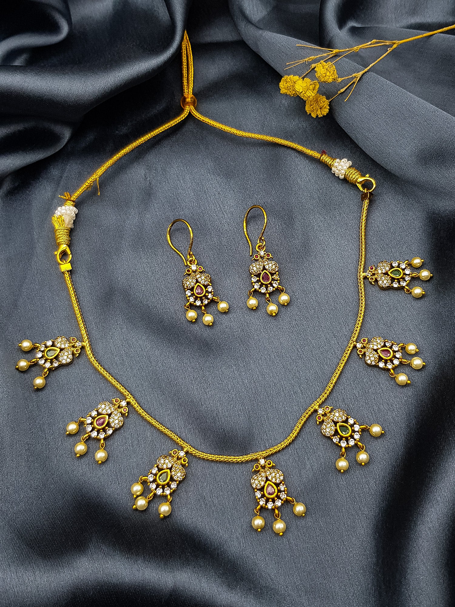 Drop design necklace in multicolor stones