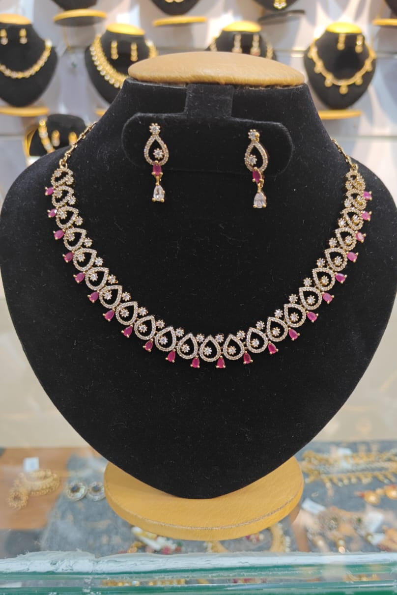 Gold Plated CZ Red white short necklace set