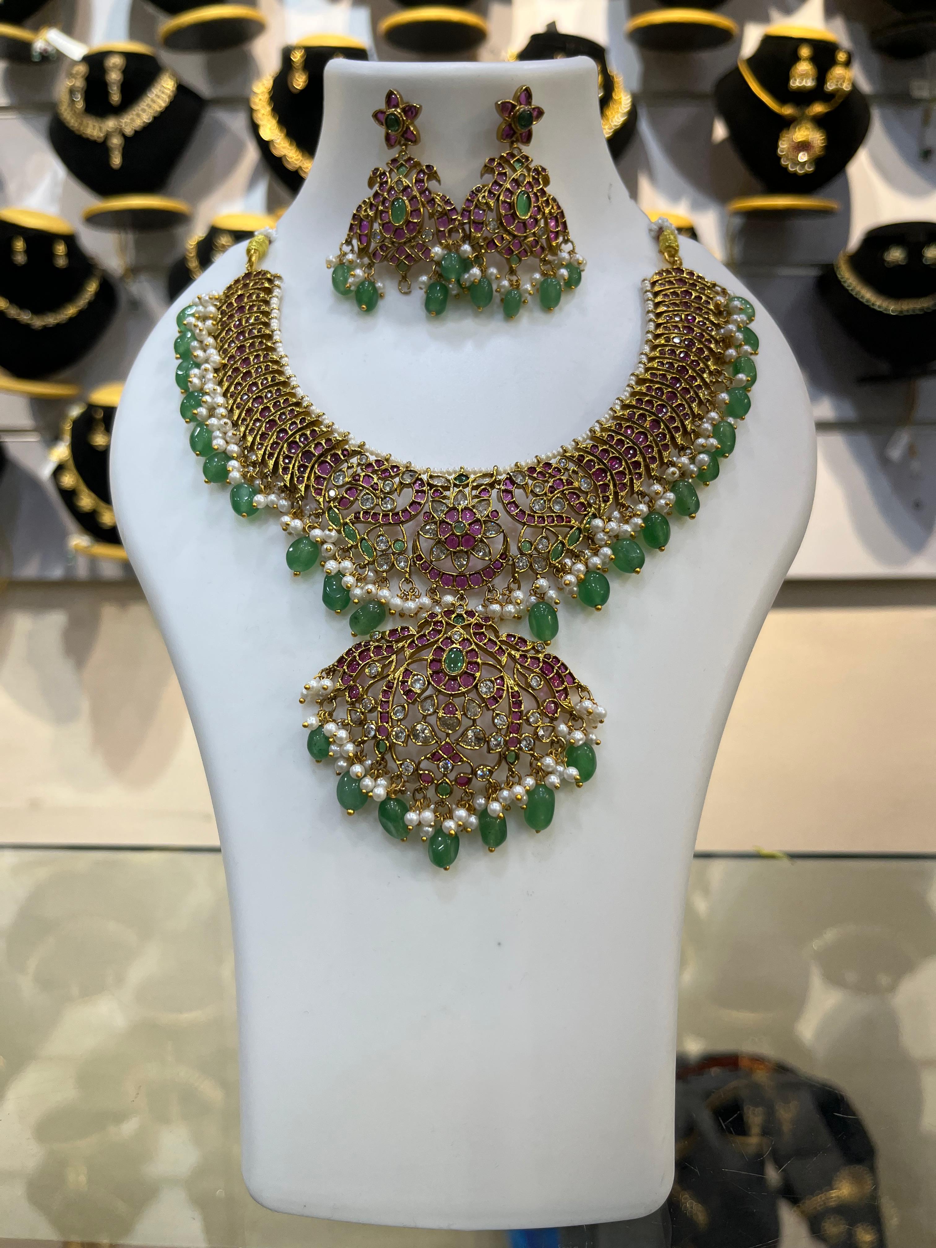 Premium Jadau Short necklace Set