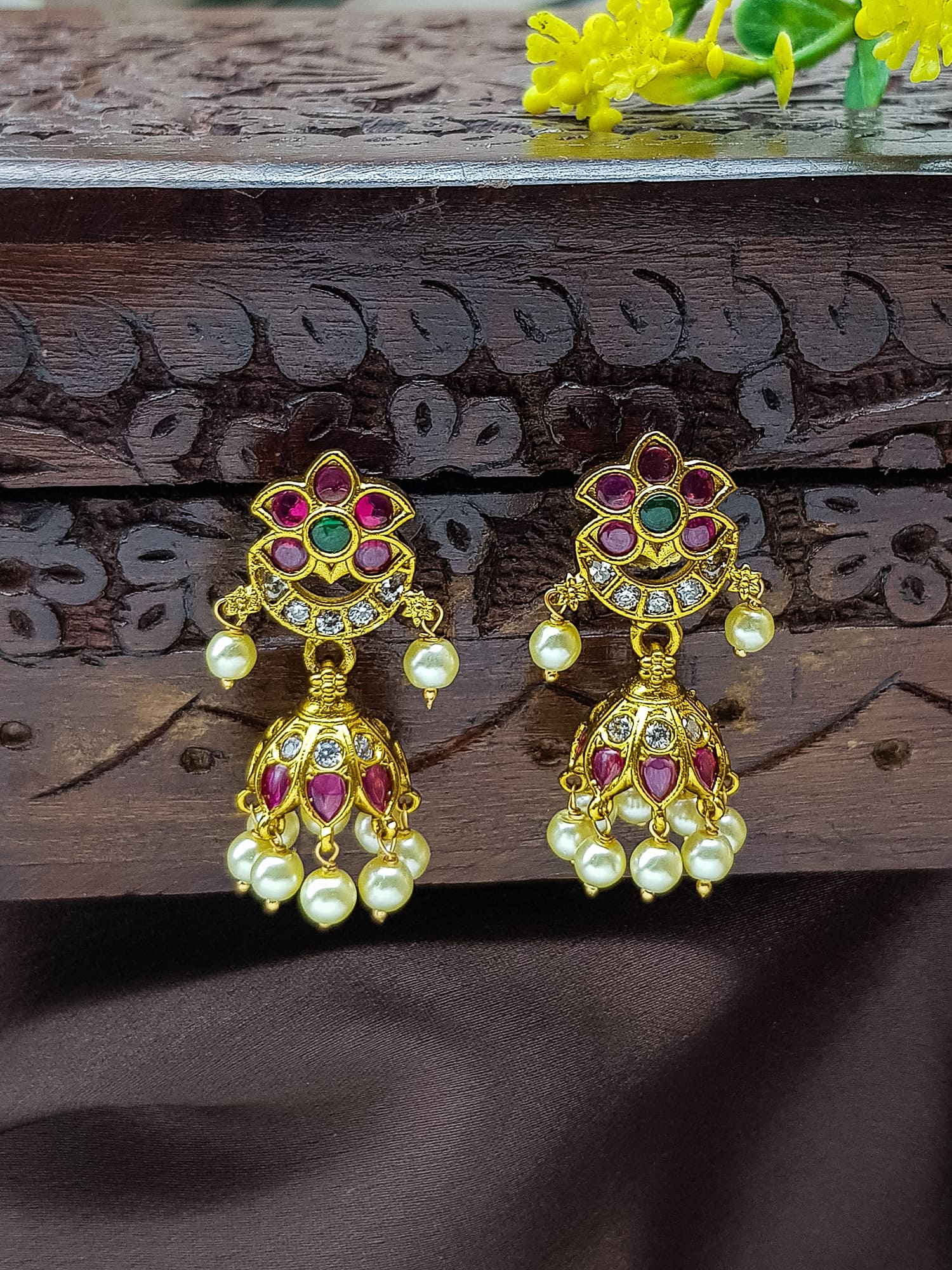 Premium gold plated Antique Jhumki / Earring with Kemp Stones