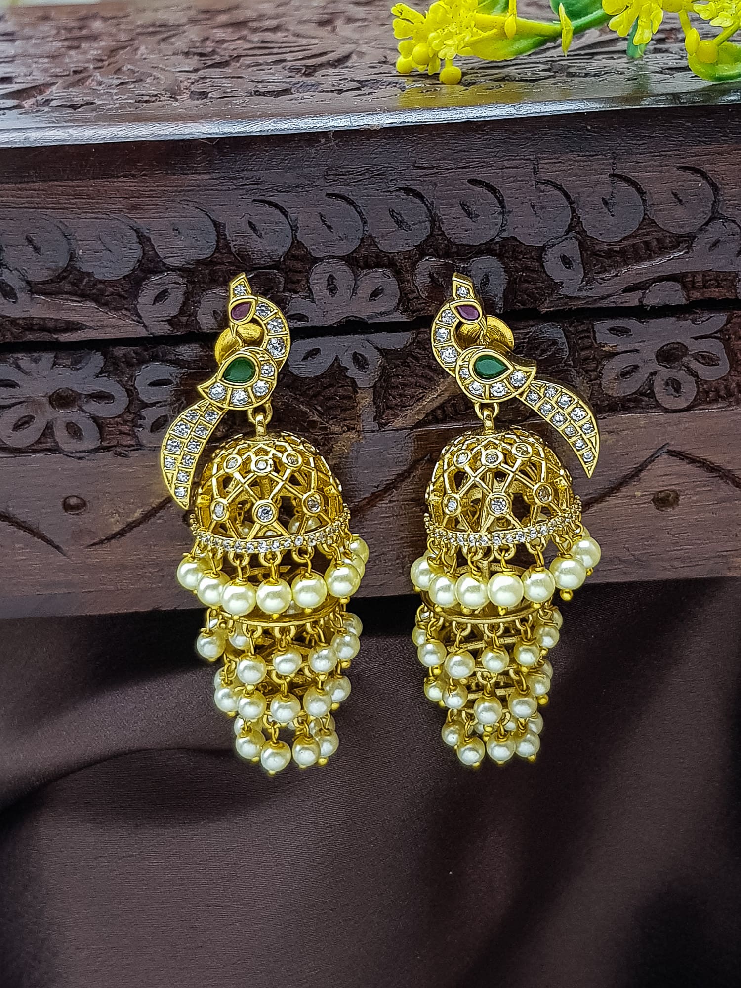 Premium gold plated Antique Jhumki / Earring with Kemp Stones