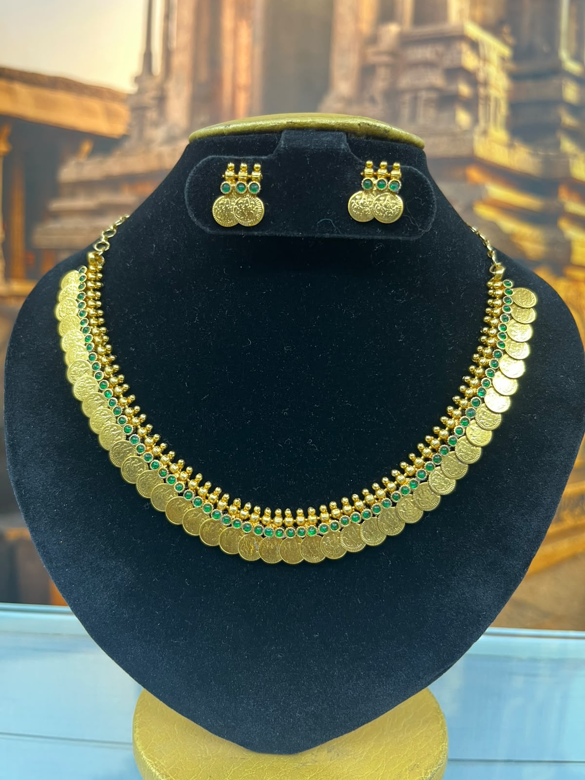 Premium Kasu short necklace set with Green Stones