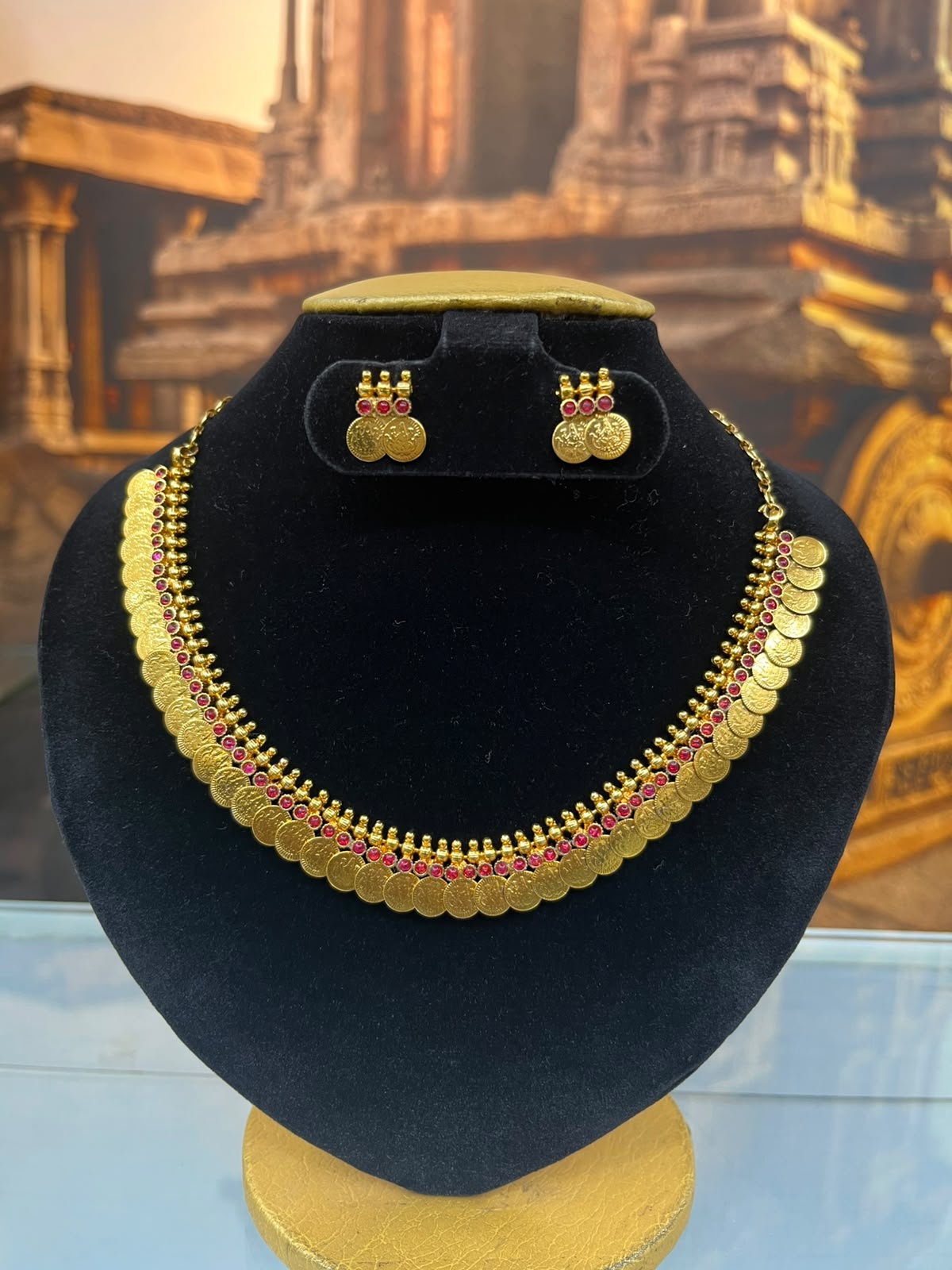 Premium Kasu short necklace set with Red Stones