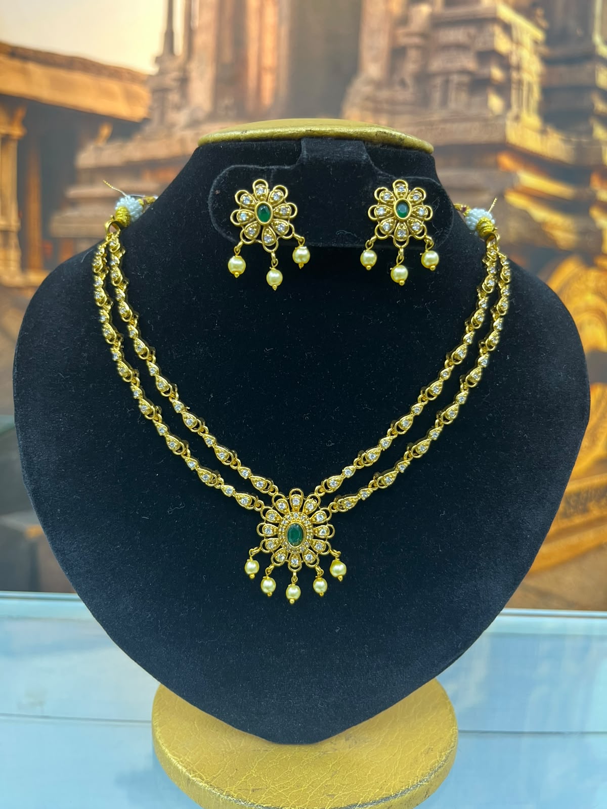 premium CZ Short necklace set with green stones
