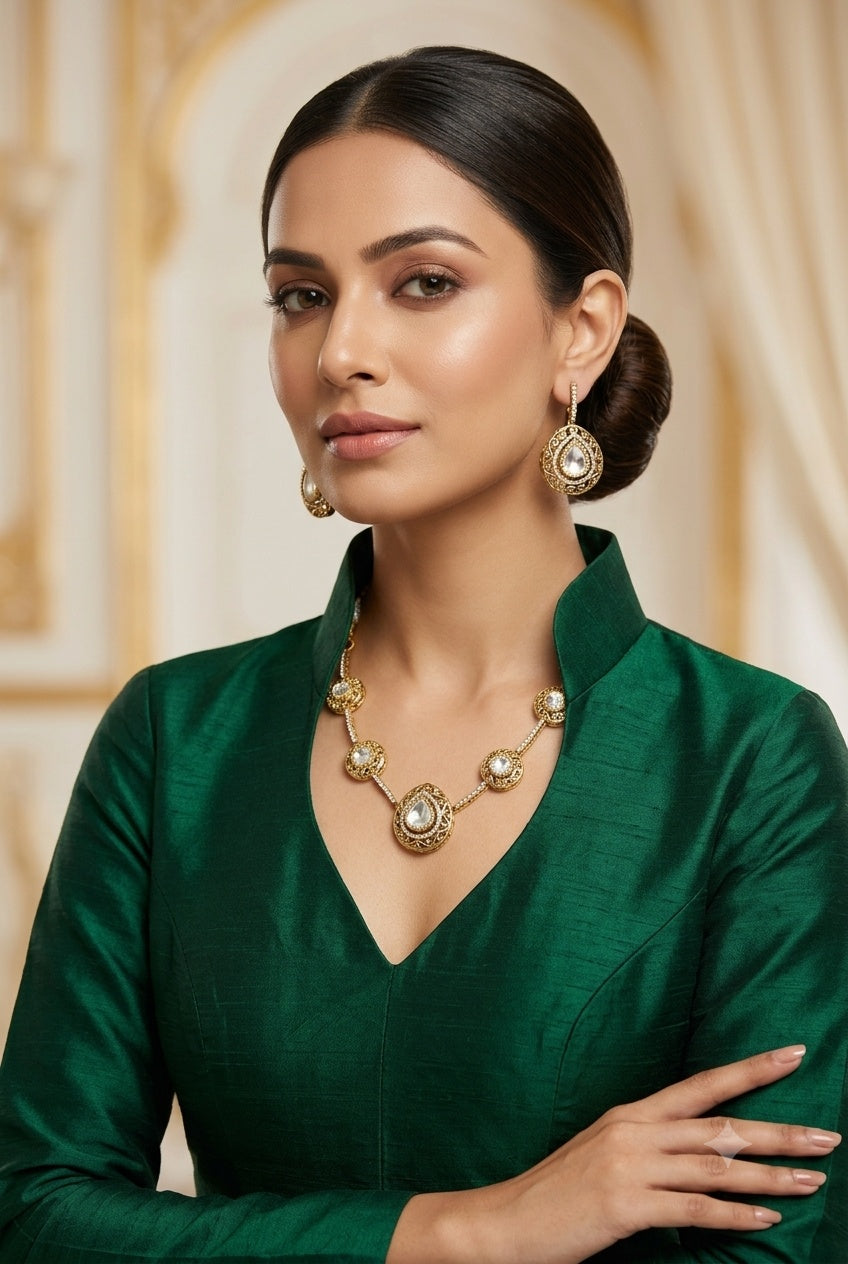 Simple Mosannite Short Necklace Set