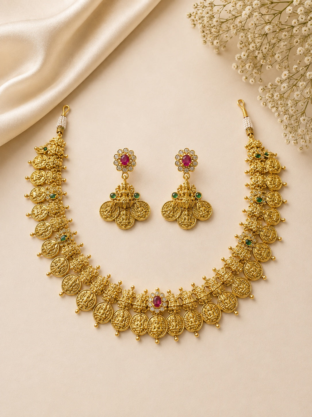 AD Short necklace Set with Antique Finish