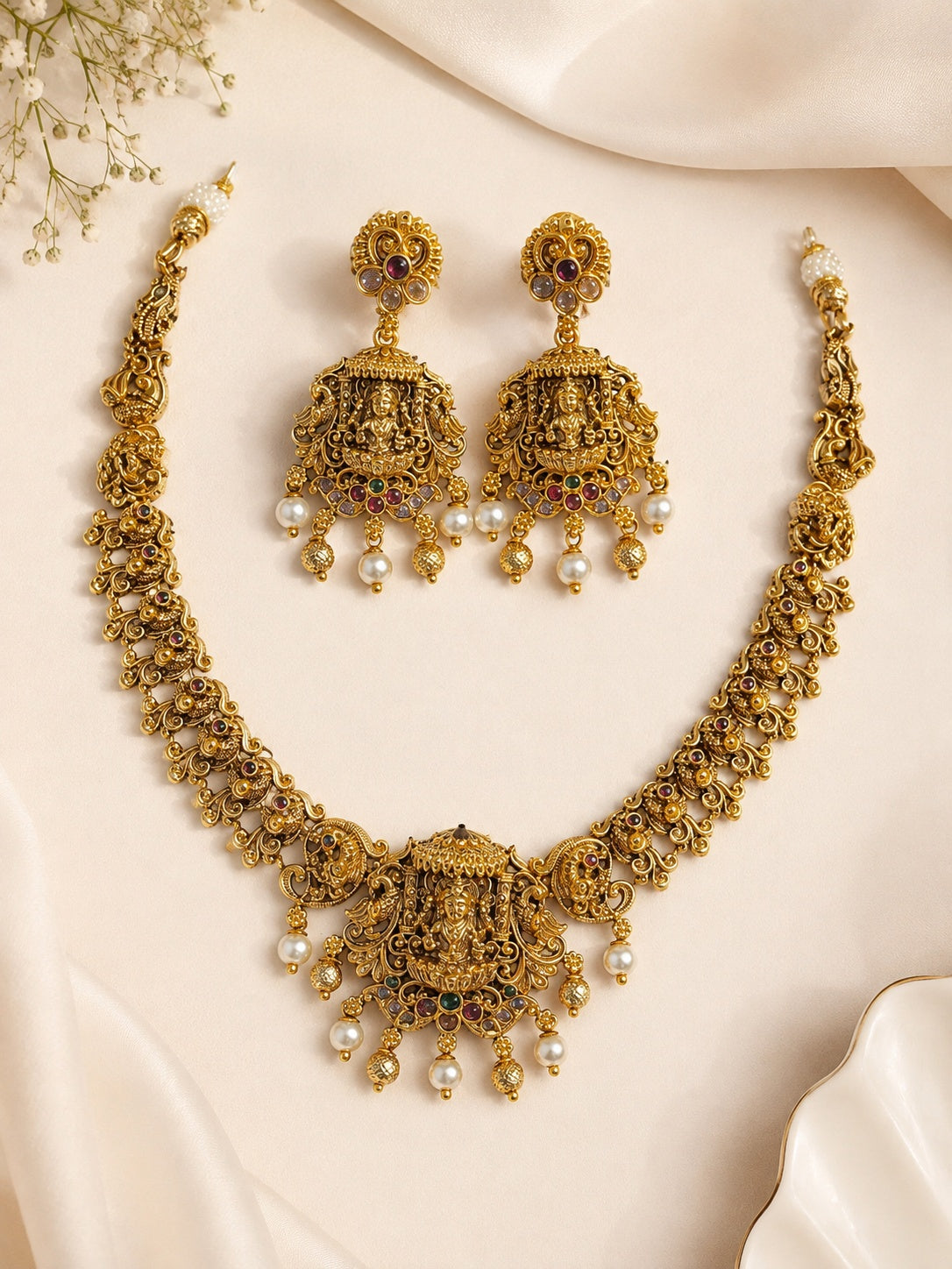 Temple Short necklace Set