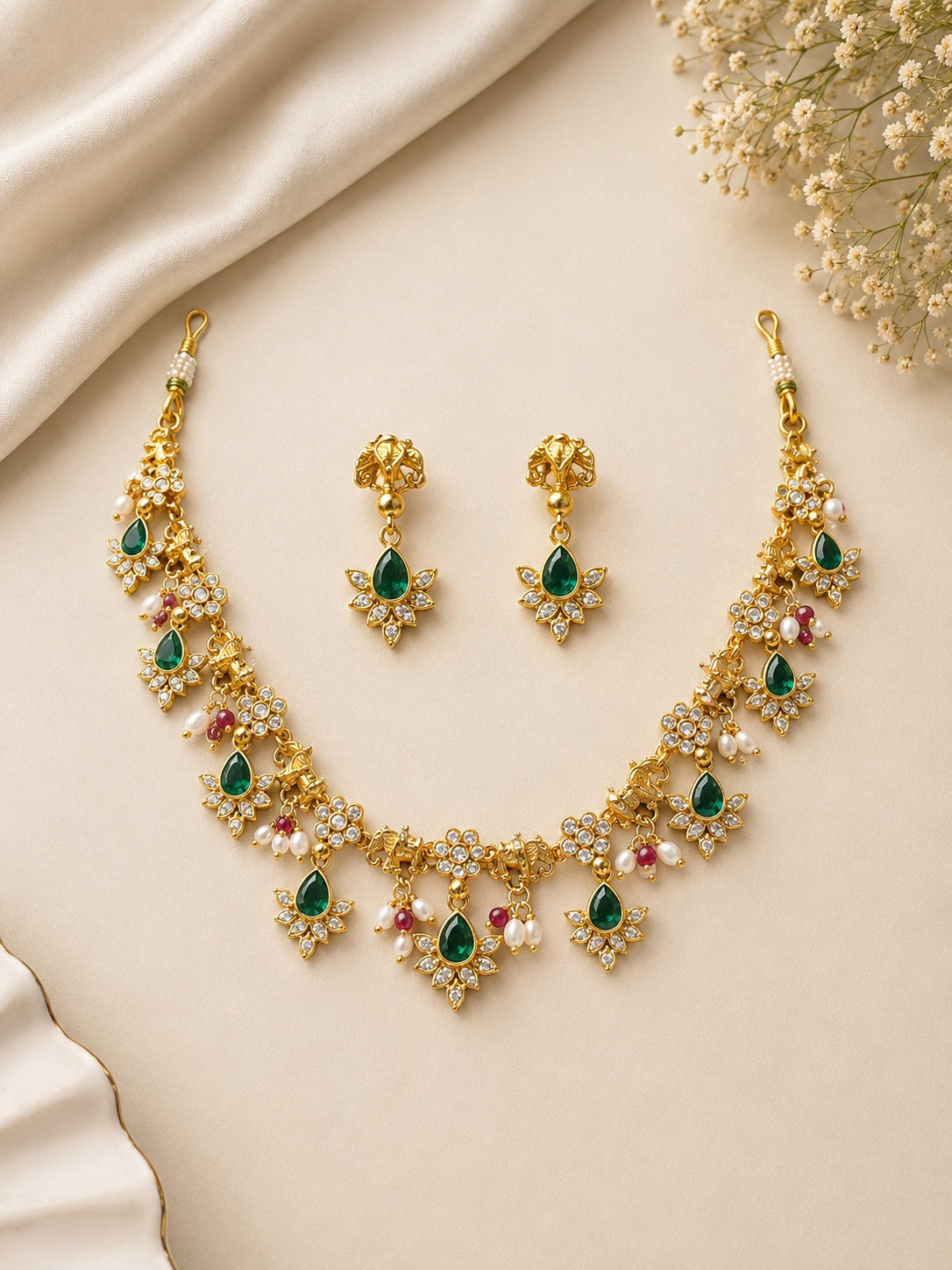 Kundan Jadau Medium Necklace Set