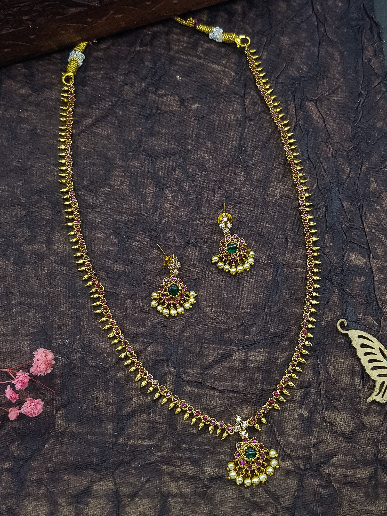 Thalaivan Thalaivi Nithya menon inspired ADIGAI Gold plated Necklace Set