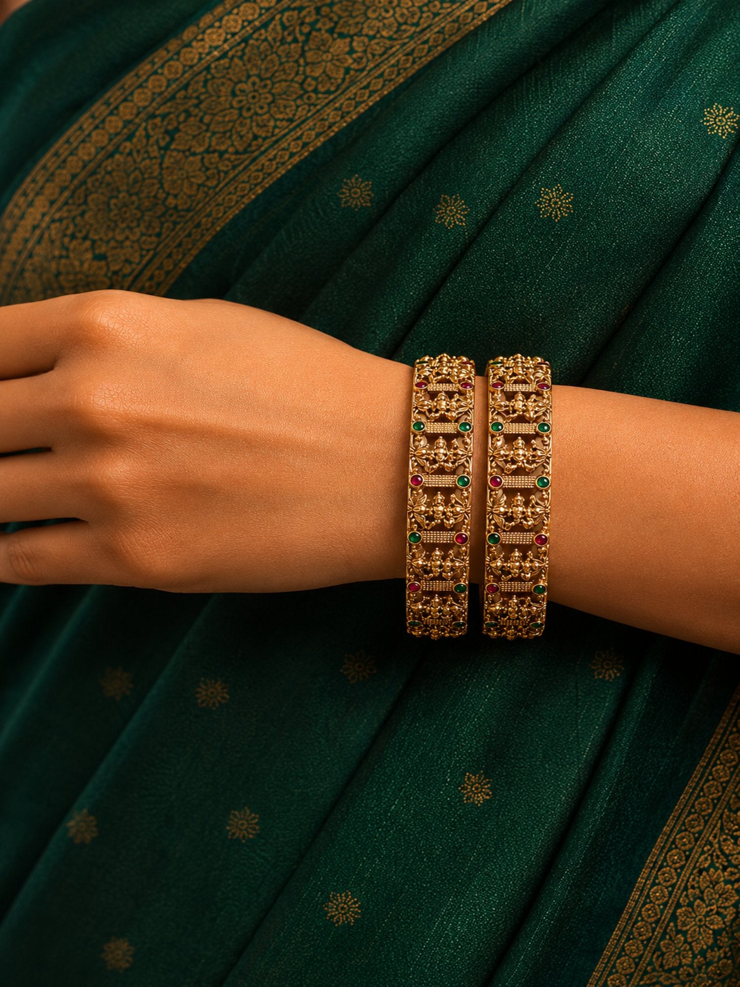 Set of 2 Gold-Plated Antique Bangles