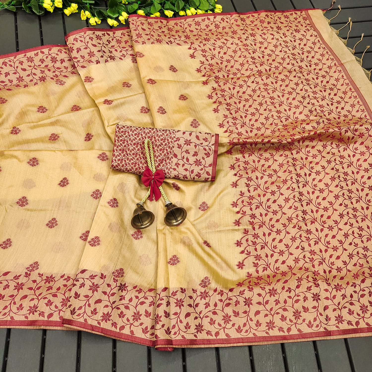 Banglori Handloom raw semi-silk sarees with weaving pallu 23260N