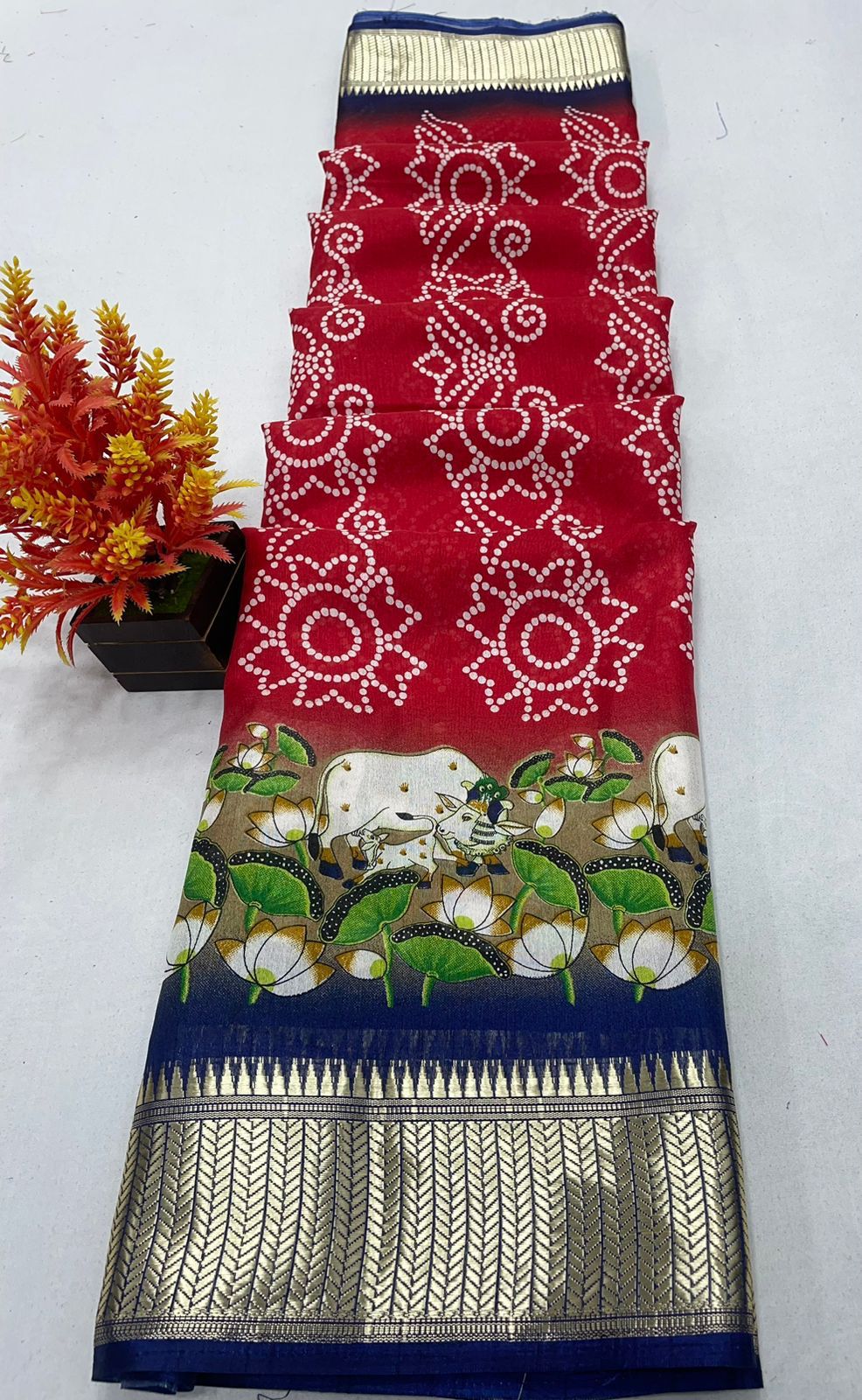 Binny crepe Semi-silk saree With viscos boder Patola design 15552n