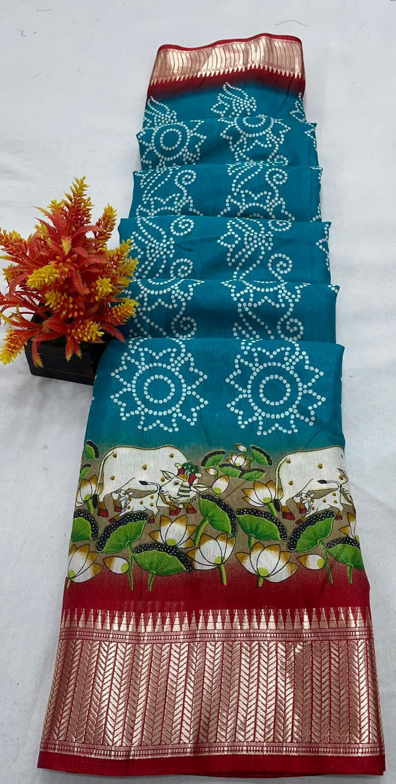 Binny silk sarees🎉🎉🎉🎉🎉🎉🎉🎉🎉🎉🎉 *New Arrival* *Material*:-  Beautiful zig zag pattern Binny silk saree with zari *woven* border with  running… | Instagram