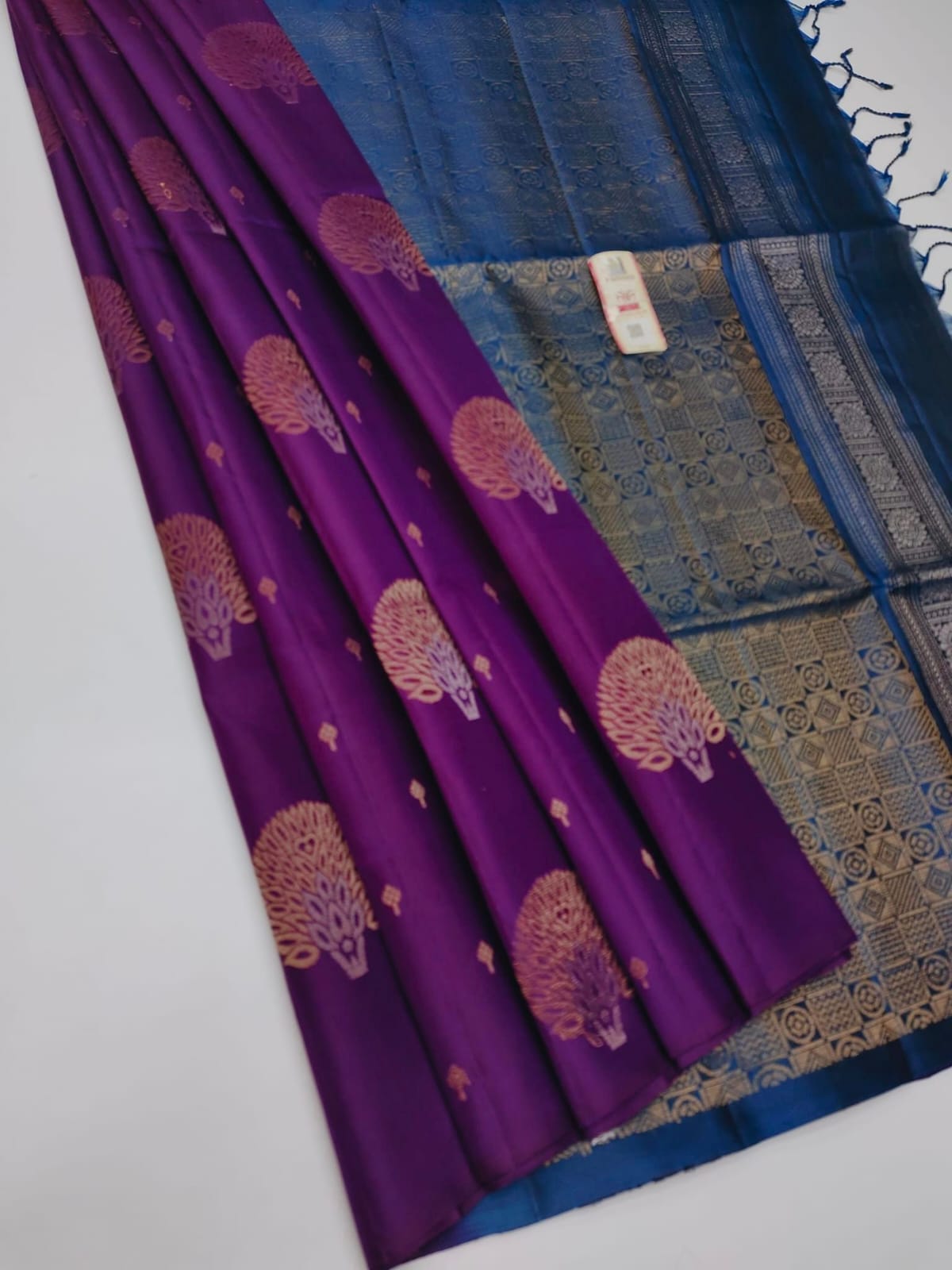 Borderless Kanjeevaram Semi-silk saree 13630N