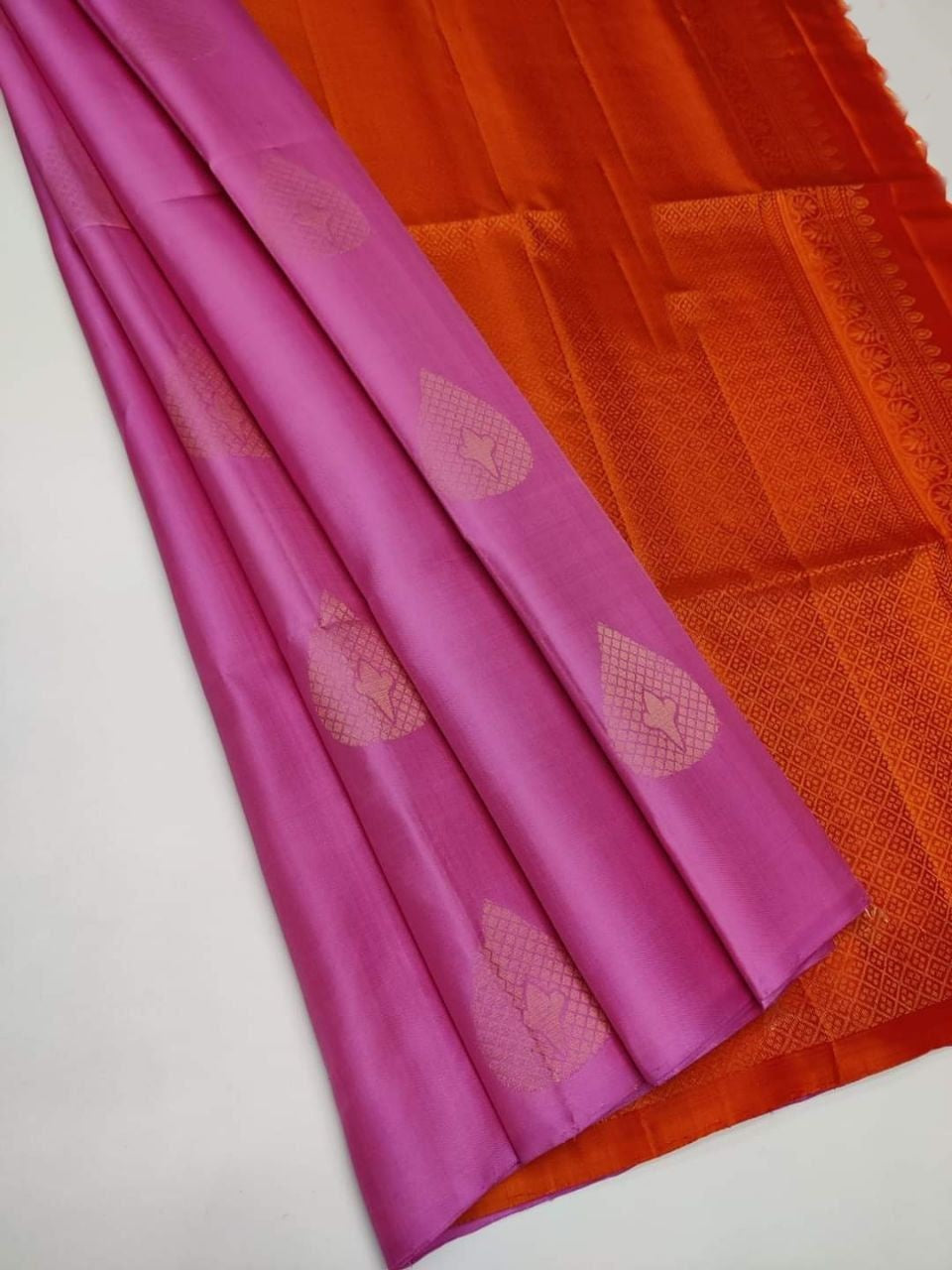Borderless Kanjeevaram Semi-silk saree 14434N