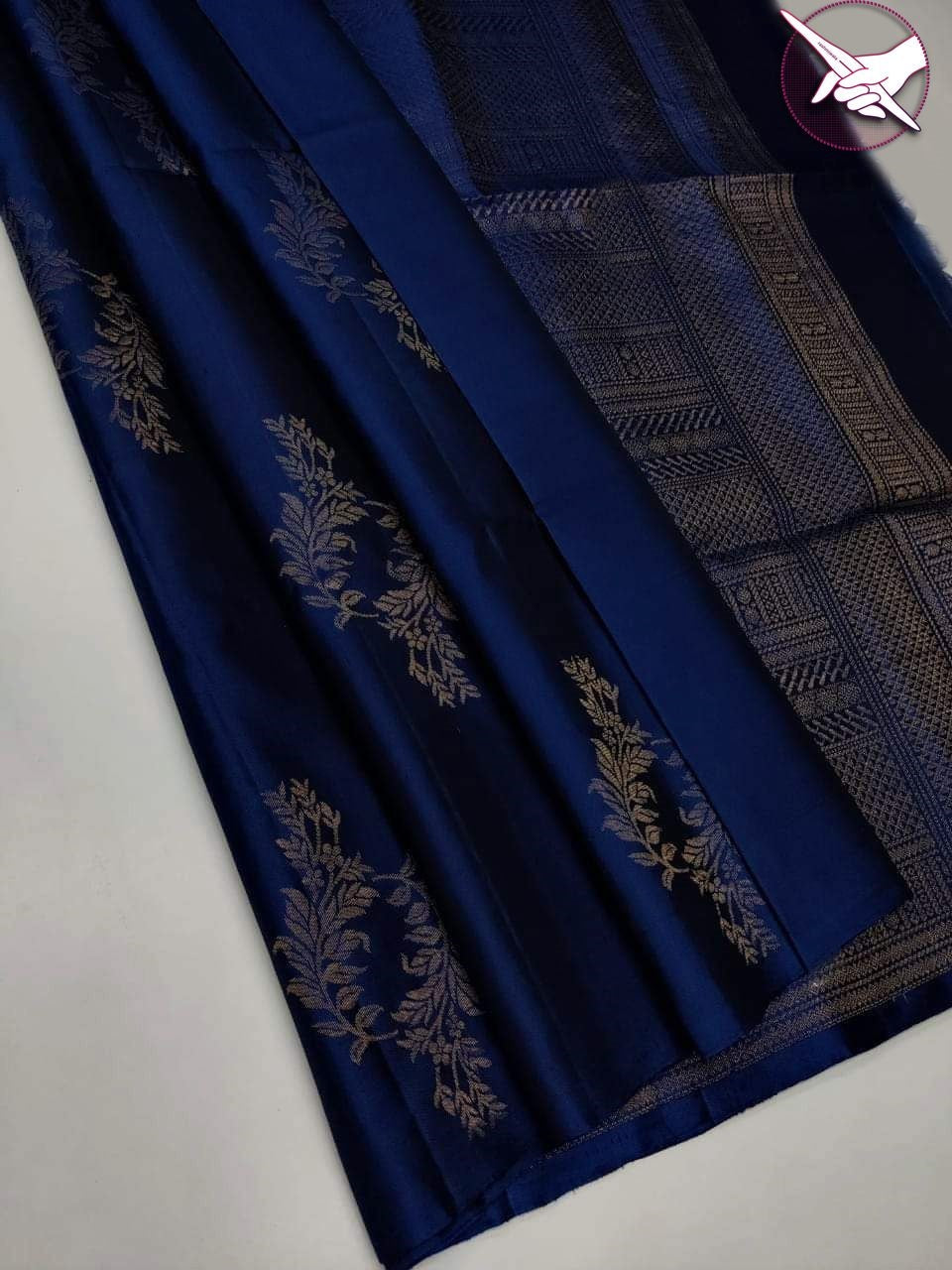 Borderless Kanjeevaram Soft Semi-silk saree 16410N