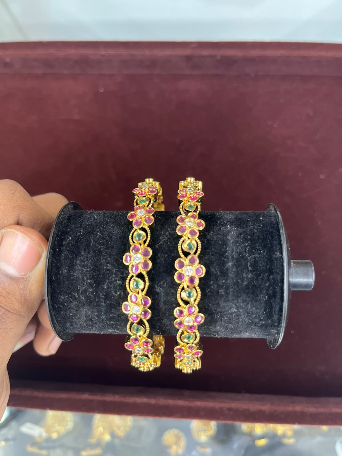 Premium Kemp Stone Set of 2 bangles