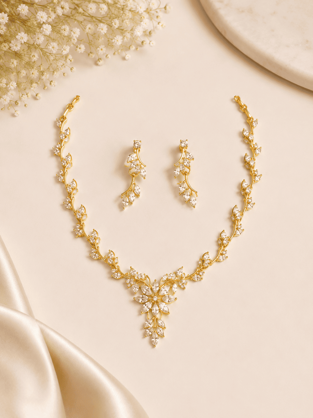 Premium White stone CZ Short Necklace Set