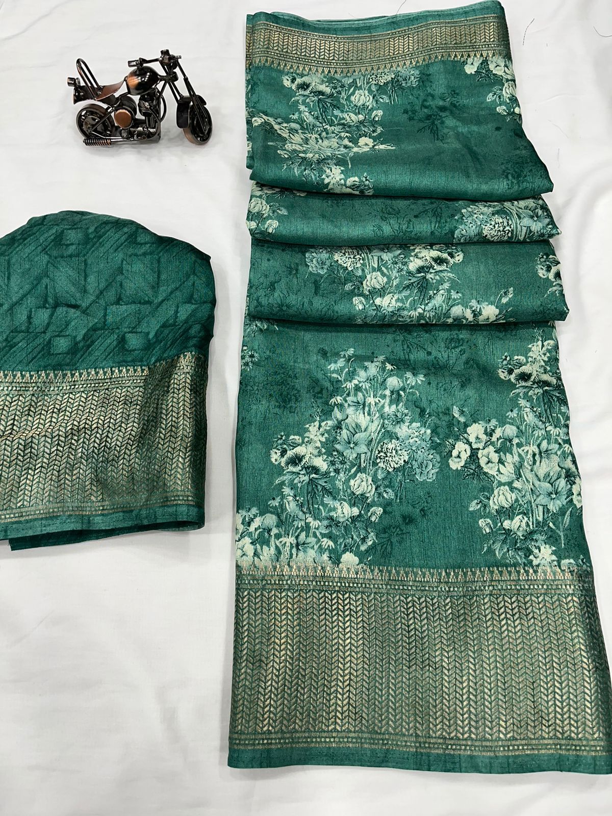 Dola Semi-silk soft Saree smooth With running blouse 15539N -1