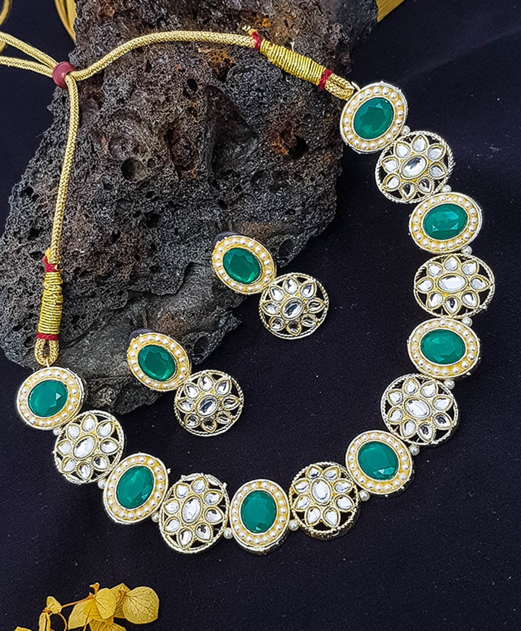 Elegant simple Necklace with kundan Necklace 10185N