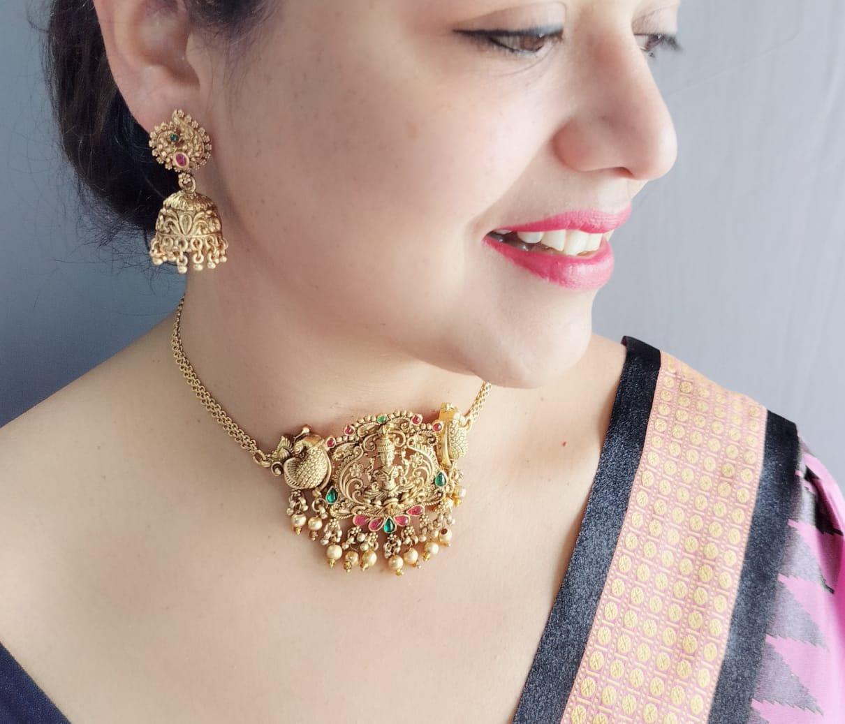 Gold Plated Choker Necklace Set with Gold plated Flat chain