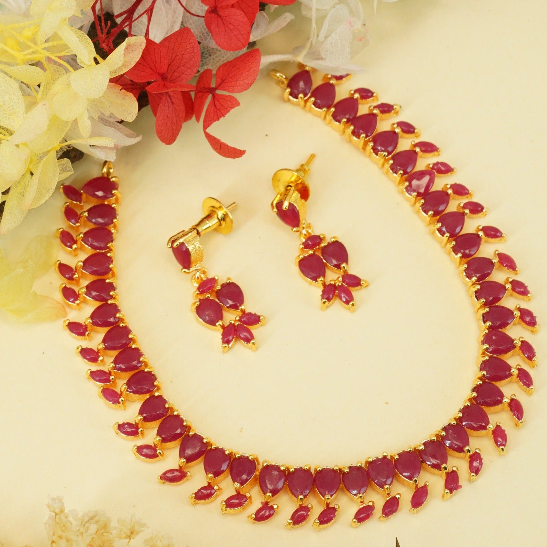 Gold Plated Cute Stone studded Necklace Set 9906N