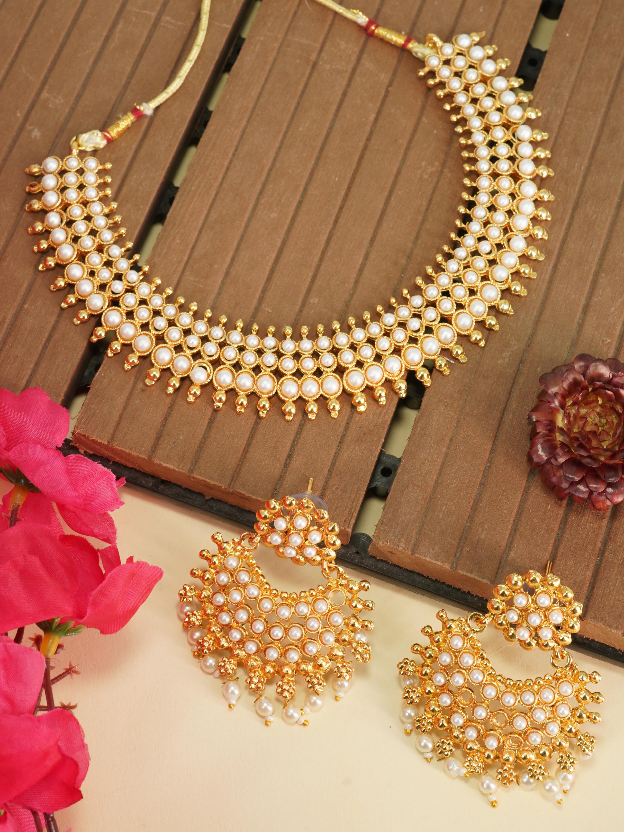 Gold Plated Elegant All occasions three line Necklace Set with diff Colours 8792N-1