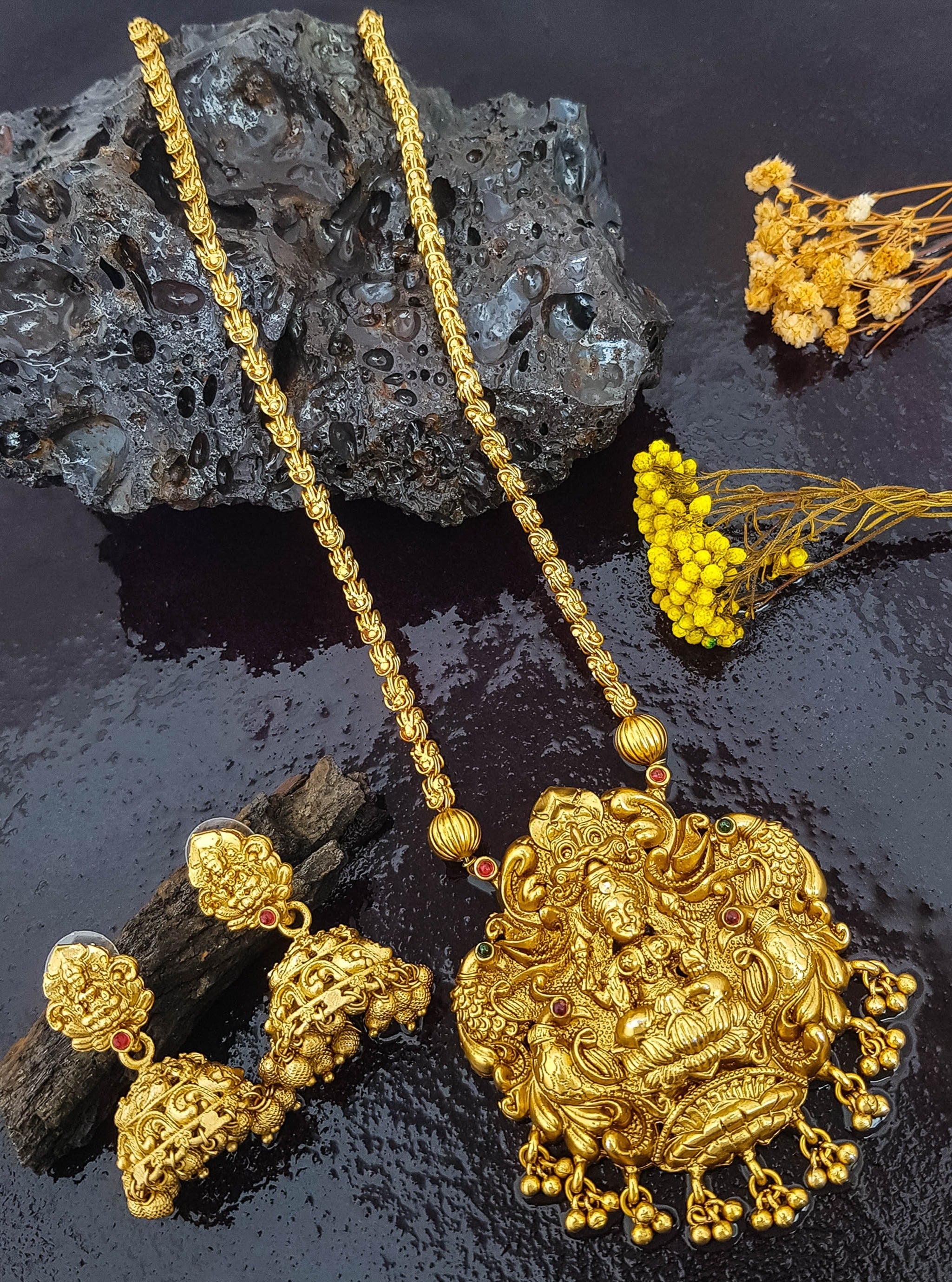 Gold Plated Laxmi Necklace Set 15890N
