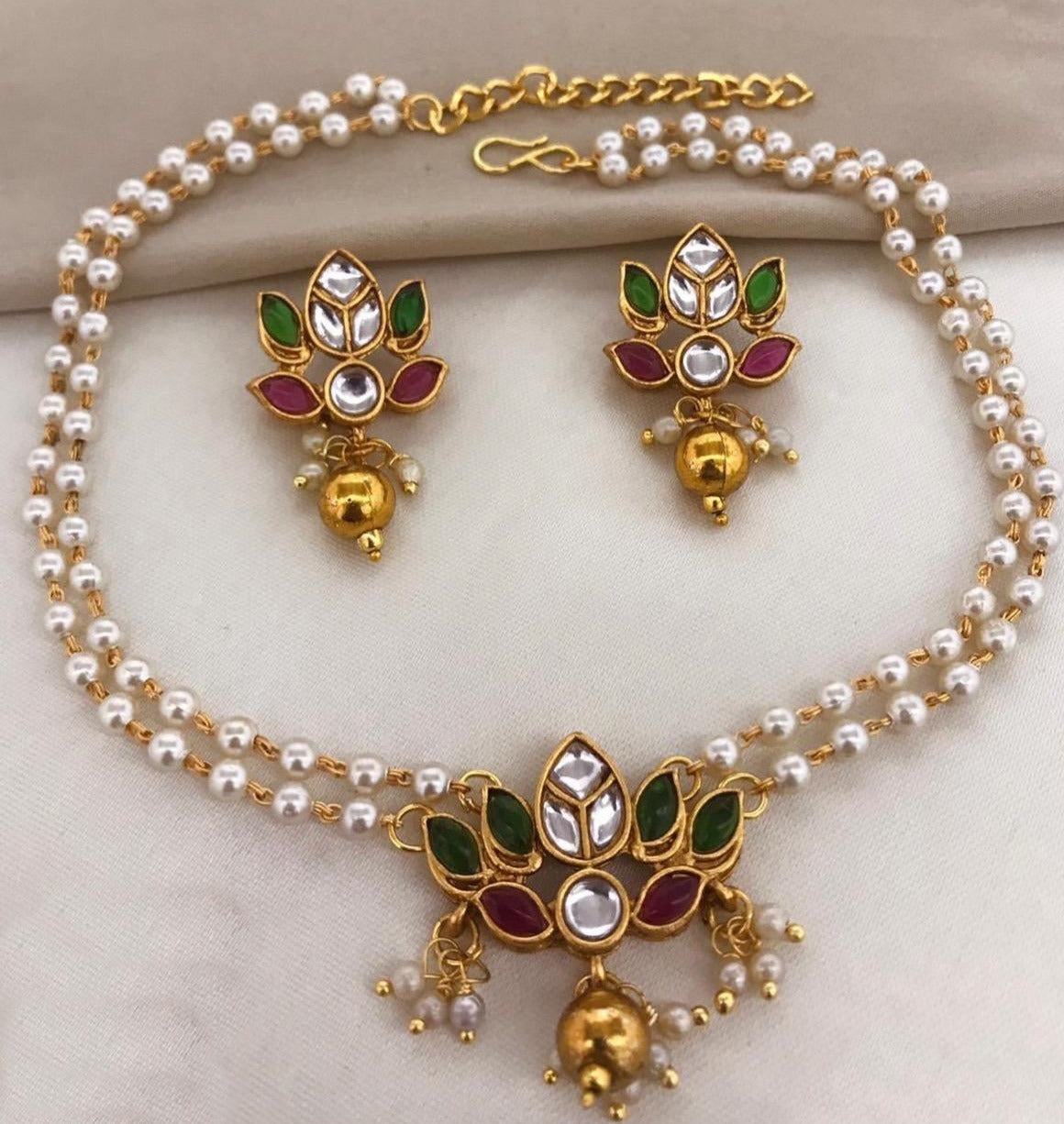 Gold Plated Pendant Set with pearl mala 14119N
