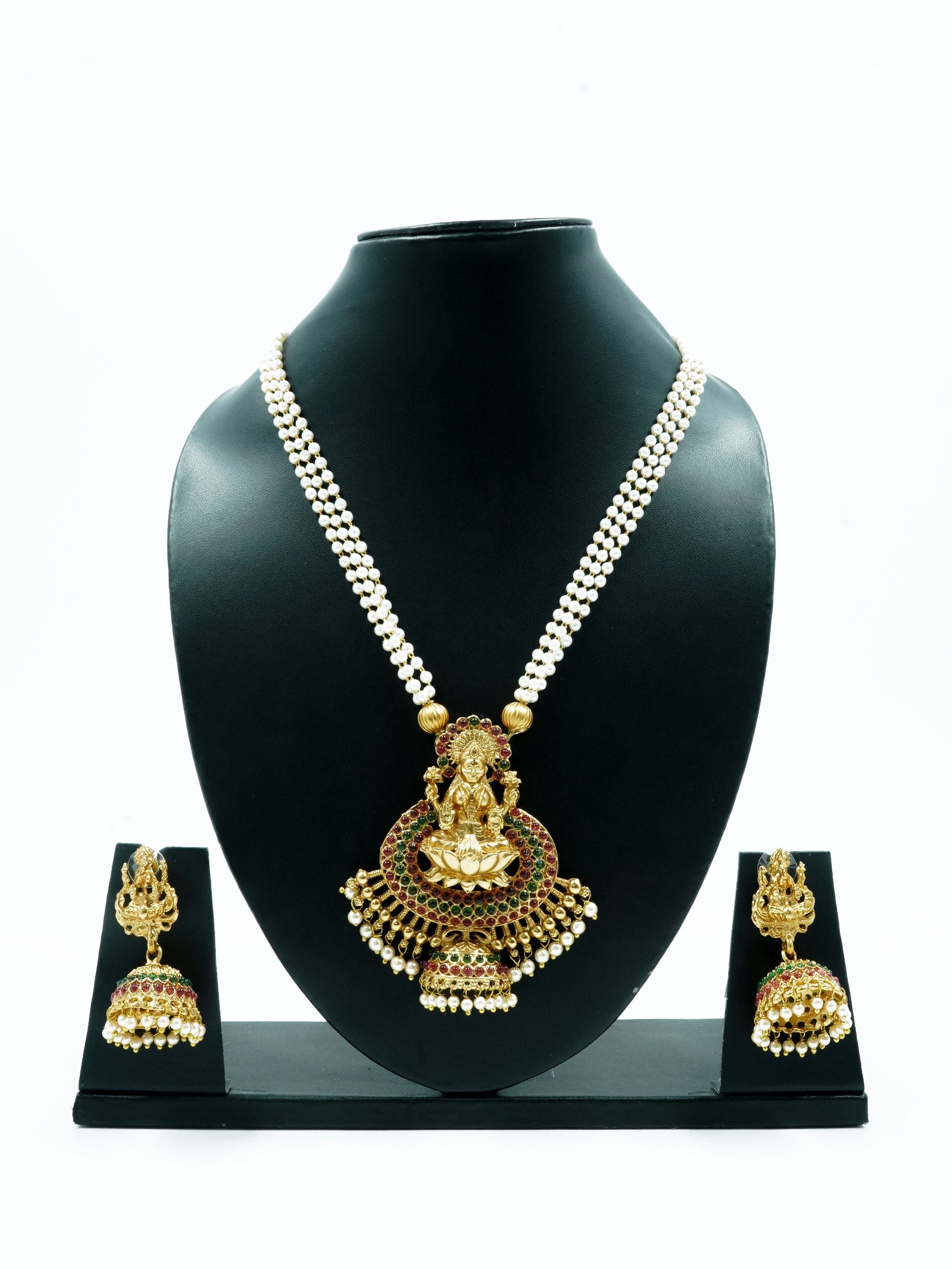 Gold Plated Pendant set with pearl mala 13261N