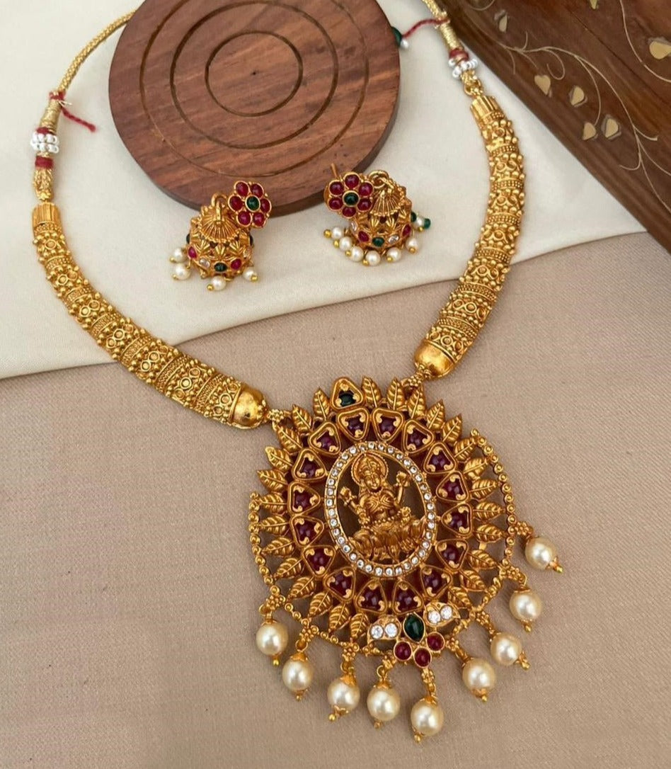 Gold Plated Pipe Lakshmi AD Necklace Set 14122N