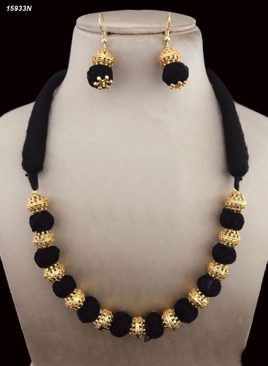 Gold Plated Silk thread Necklace Set 15931N