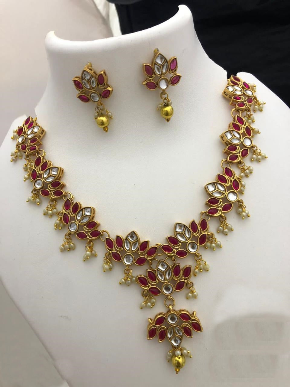 Gold Plated Zercon Short Necklace Set 19941N