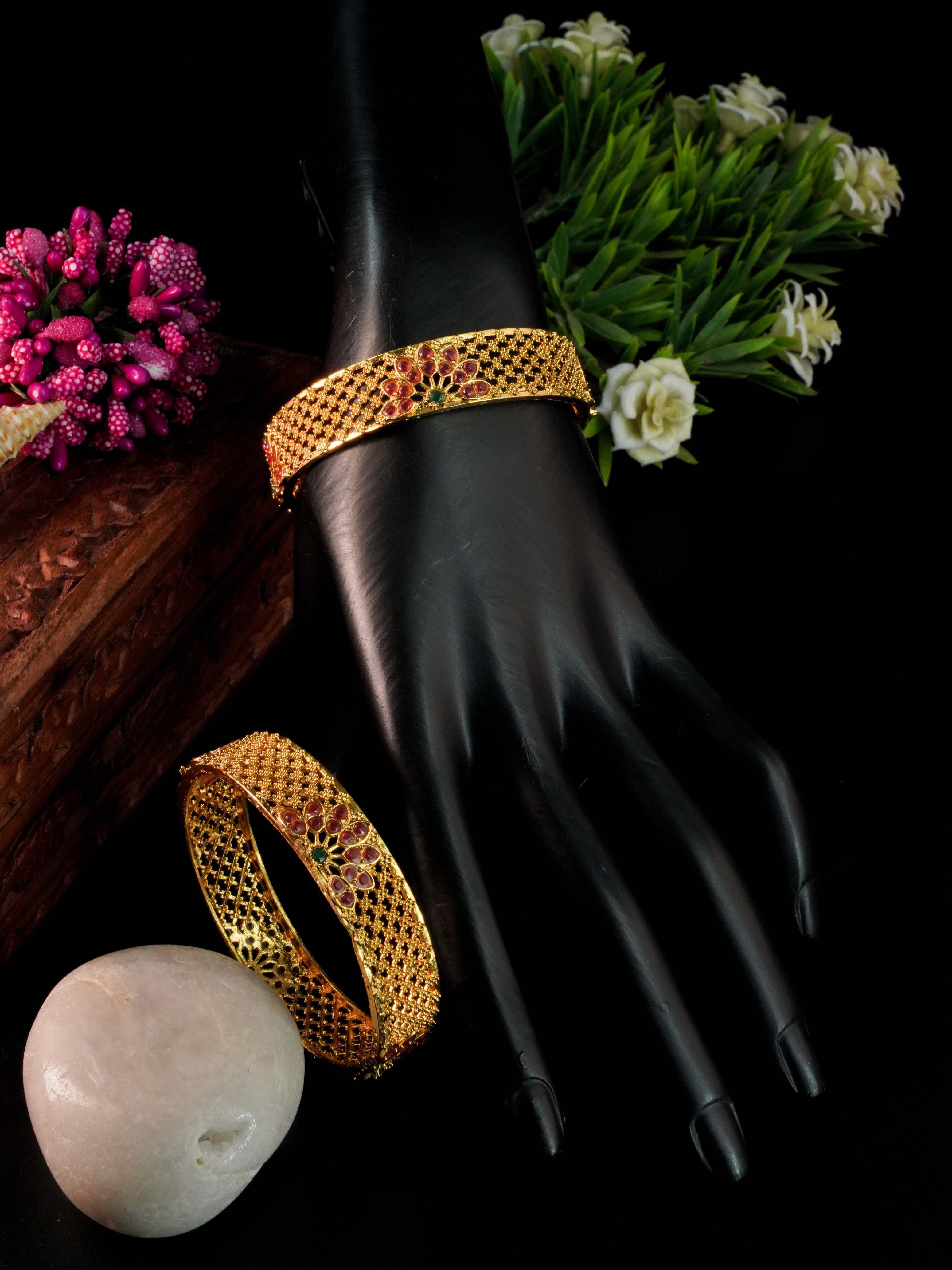 Gold plated Broad Bangles Set of bangles 8769B – Griiham